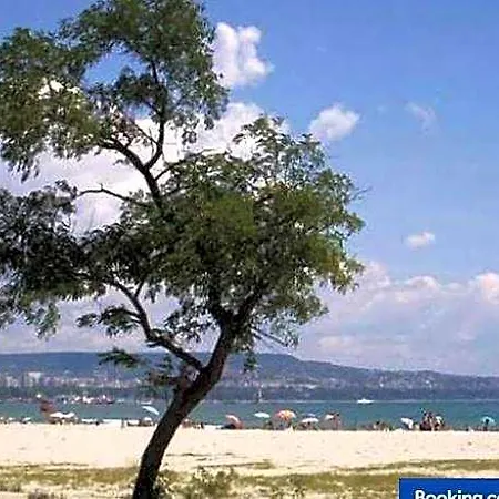 Relax In South Bay Отель Варна